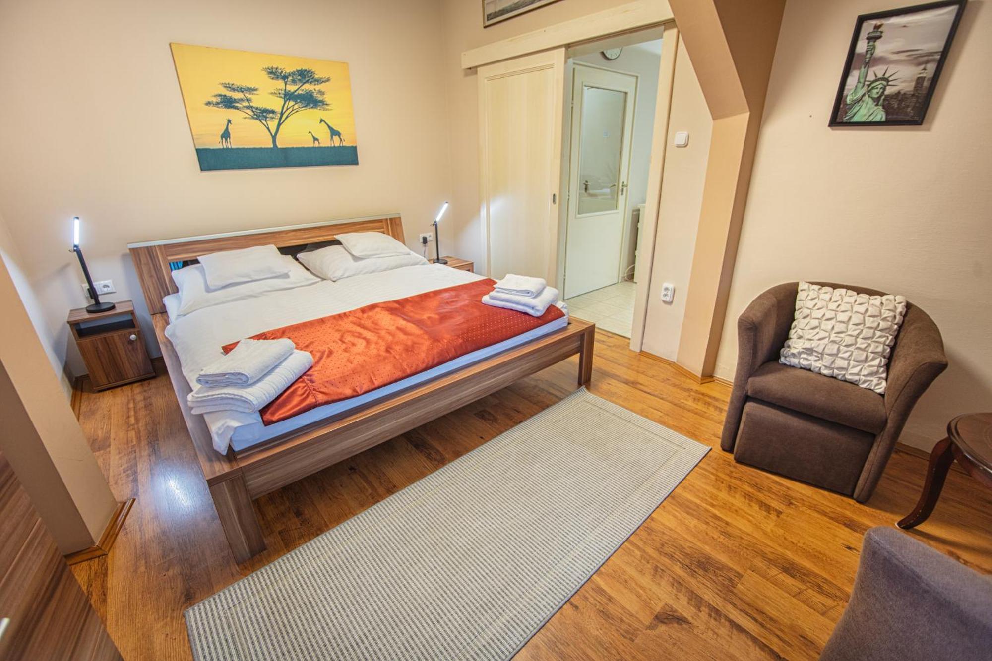 Delfin Apartman Шарвар Экстерьер фото