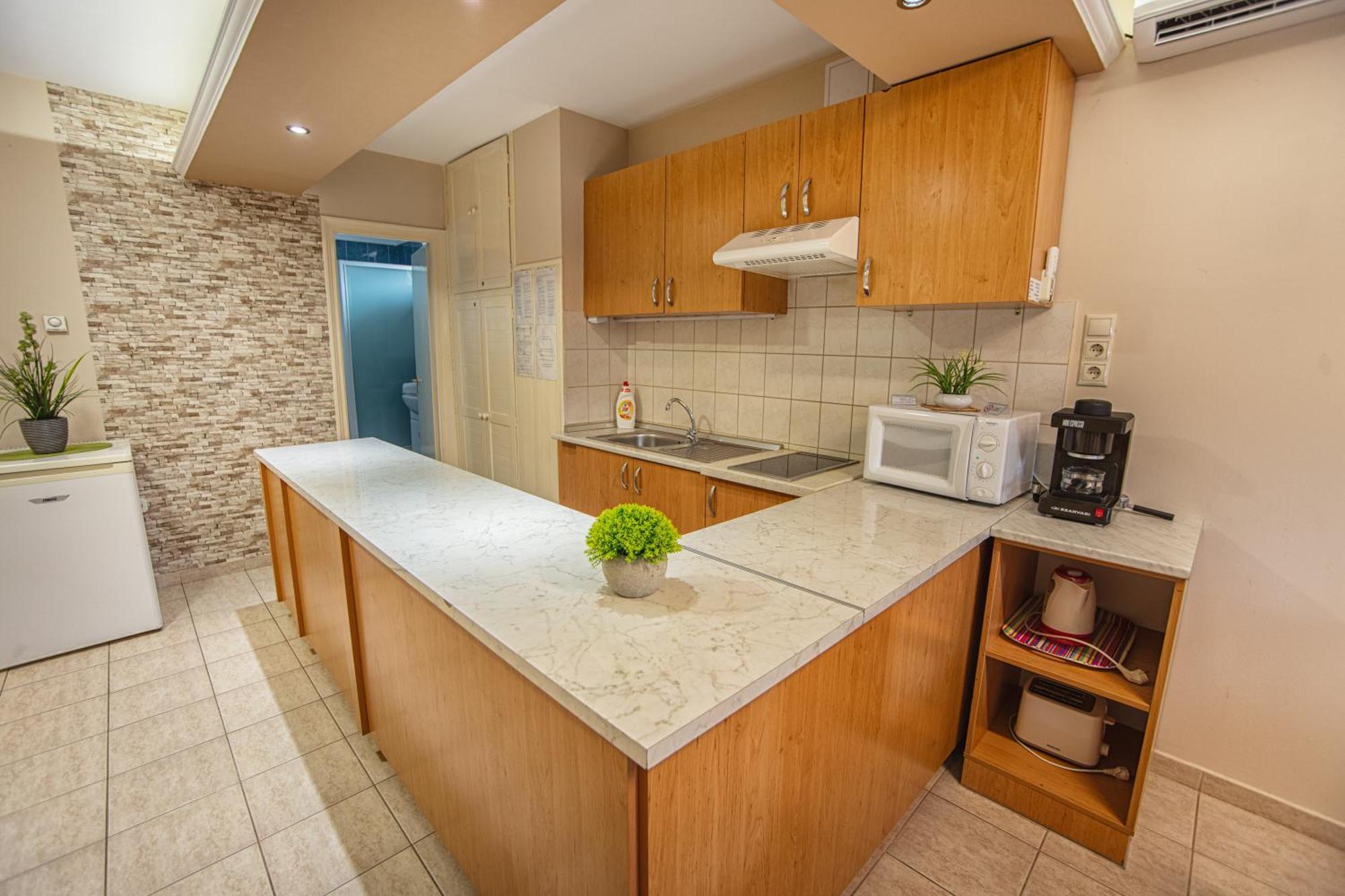 Delfin Apartman Шарвар Экстерьер фото